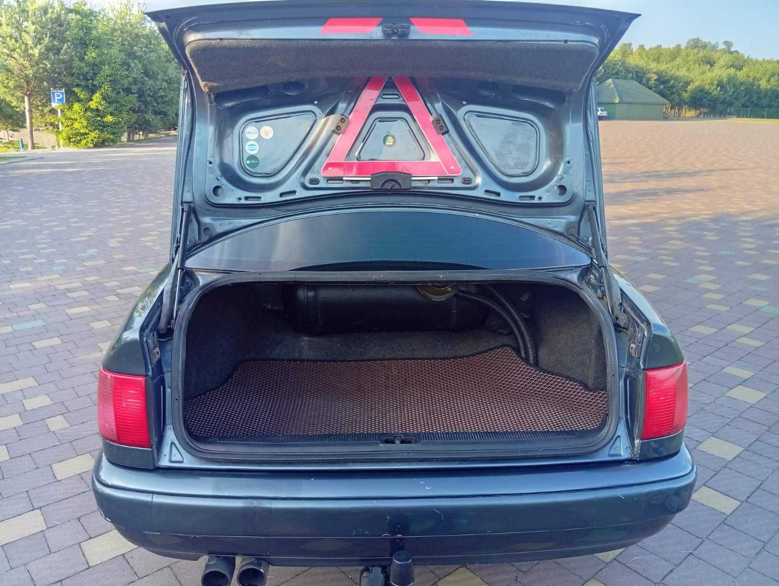 продам ауді 100с4