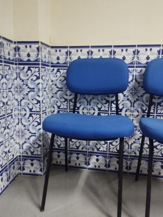Duas cadeiras de escritório