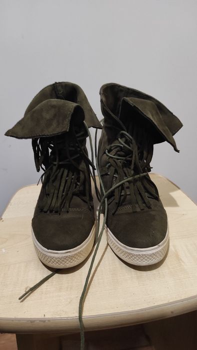 Снікерси осінні весняні