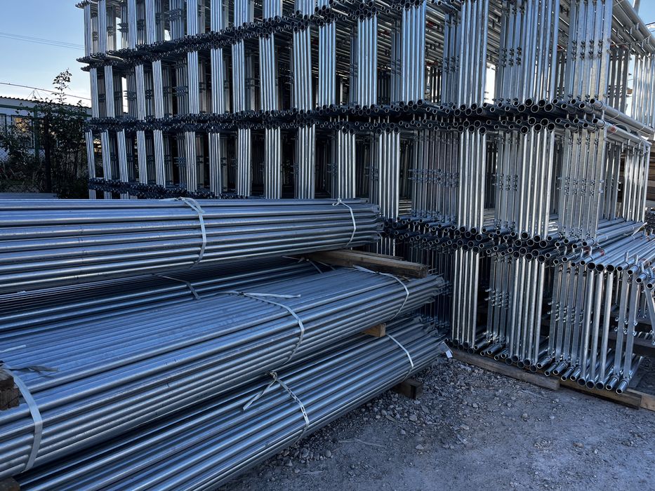 Rusztowania elewacyjne syst. Plettac 120 m2