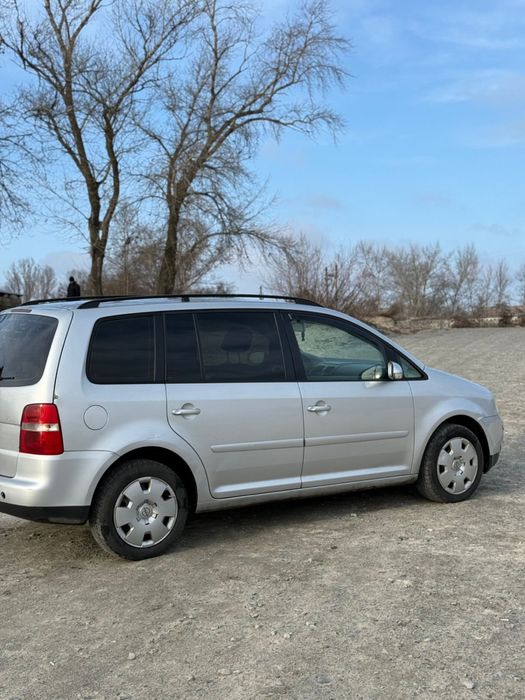 Volkswagen Touran   Дизель на автомате