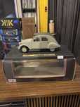 Miniatura Citroen 2CV