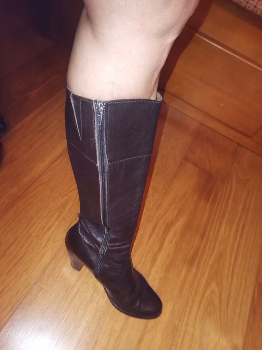 Botas cano alto pele