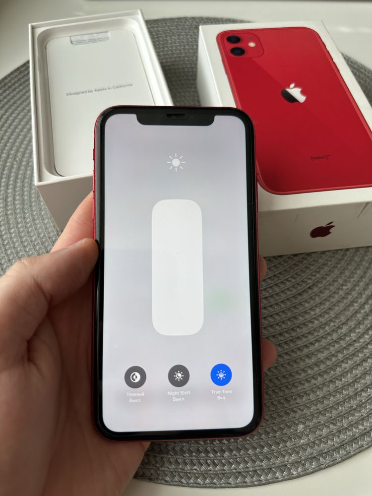 Iphone 11 64GB, Red, Neverlock(айфон 11 на 64гб красный)