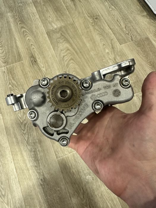 Оригінальний масляний насос, TSI 1,8 2,0 3,6