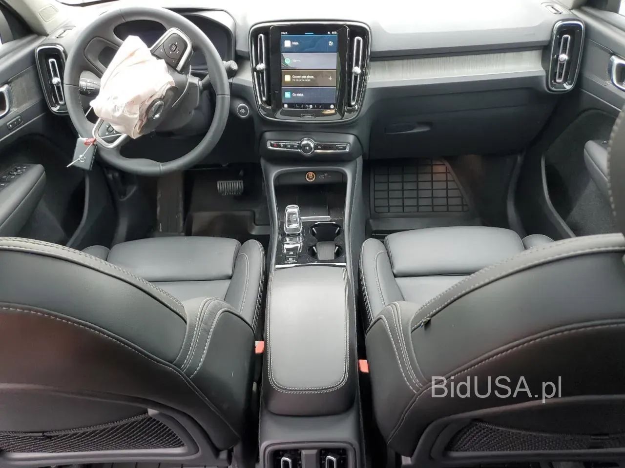 Volvo XC 40 XC40 PLUS 4X4 pali jeździ - KUPIONY w transporcie do Polski