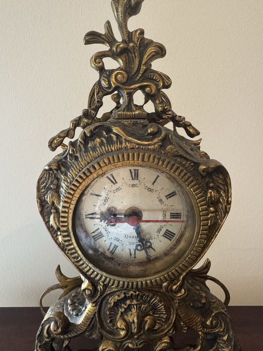 Relógio antigo usadio