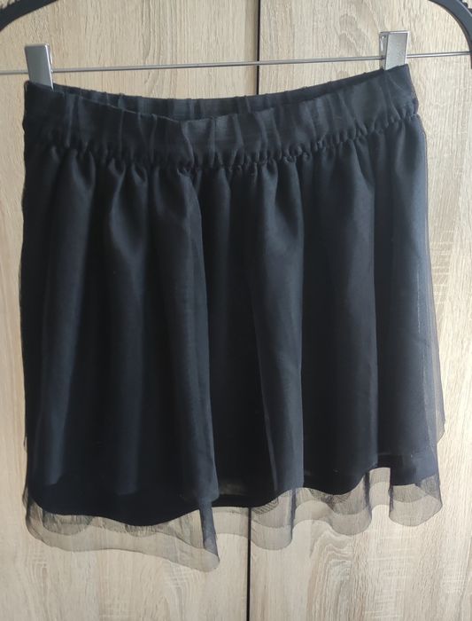 Czarna spódnica Krótka Tiul Rozkloszowana H&M S M