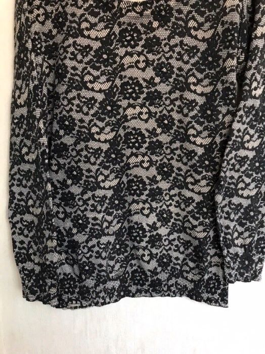 свитер с рисунком под кружево