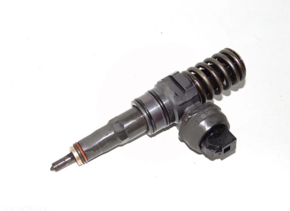 Насос-форсунка 1.4amf 1.9 bsw bxe bkc bxe bjb Skoda fabia mk2 vwcaddy