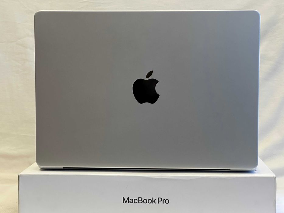 MacBook Pro 14.2”. M1 Pro, 16RAM/500Gb SSD - 91% батарея - Silver
