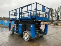 Wynajem podnośnika nożycowego 4x4, wysokość robocza 15m, udźwig 700kg