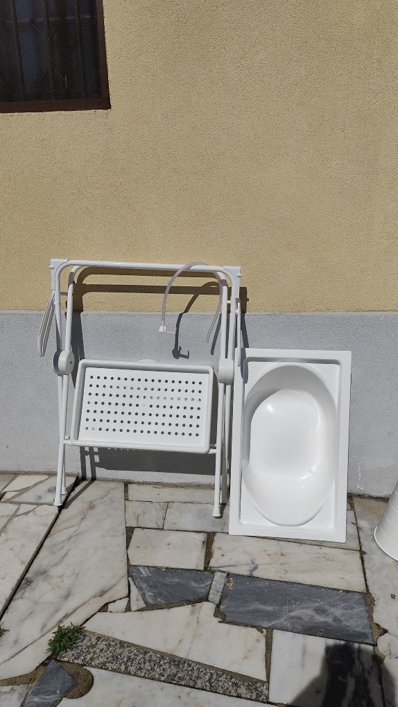 Banheira de bebe com suporte