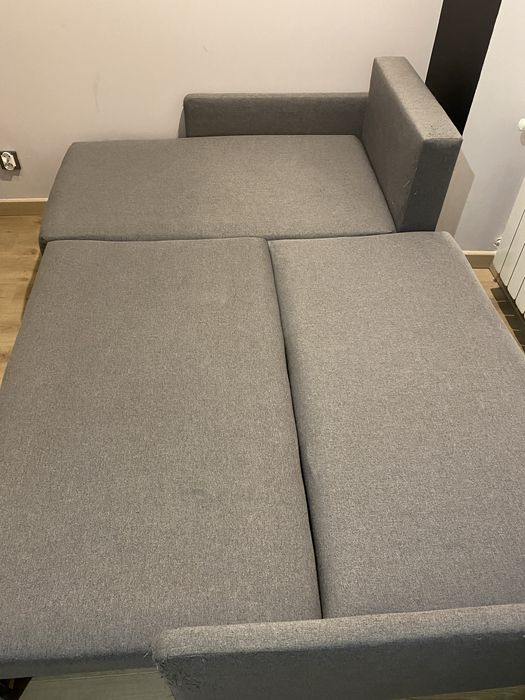 naroznik z funkcja spania