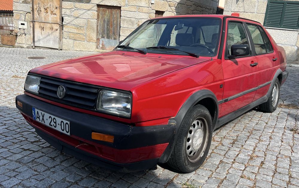 Carro VW Jetta em otima condição