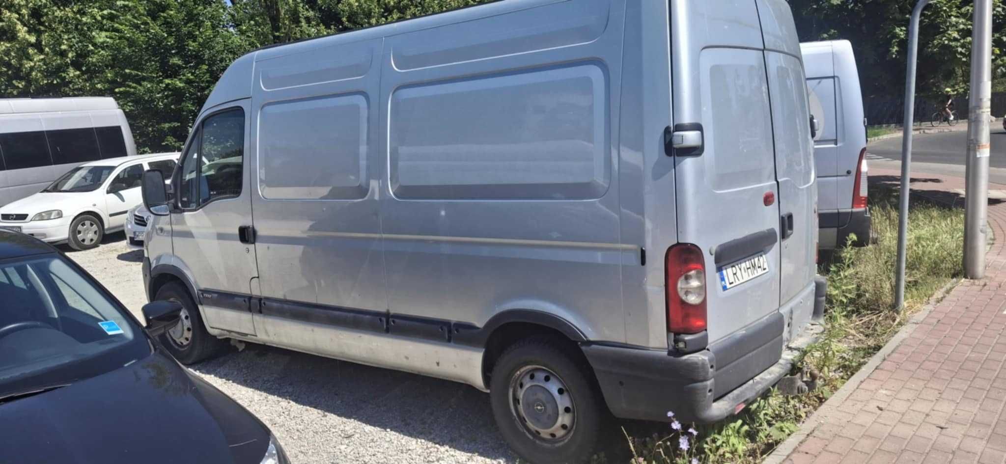 do sprzedania  Opel Mpvano 2004  silnik 2,5 pojemności