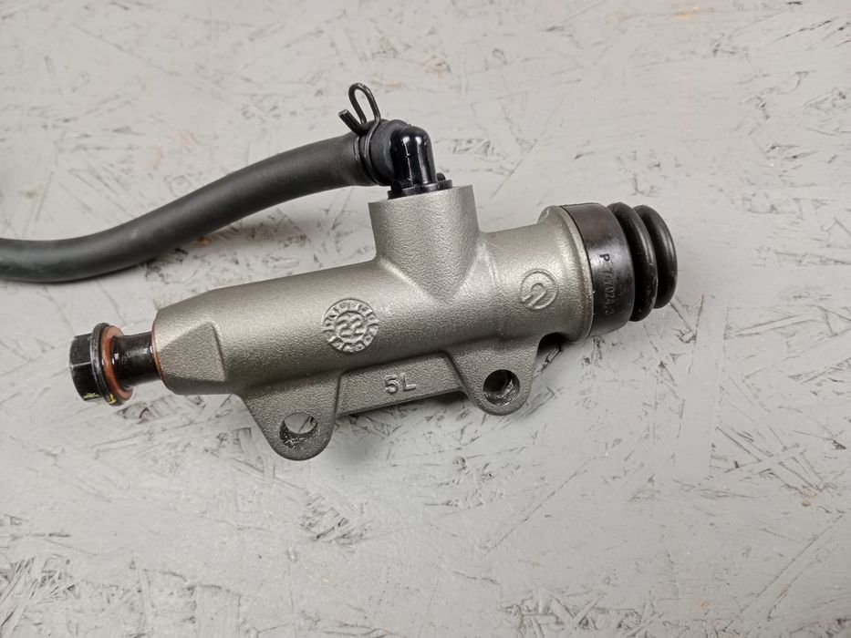 Ducati Streetfighter V2 Pompa Hamulcowa Brembo Tył Tylna Zbiorniczek