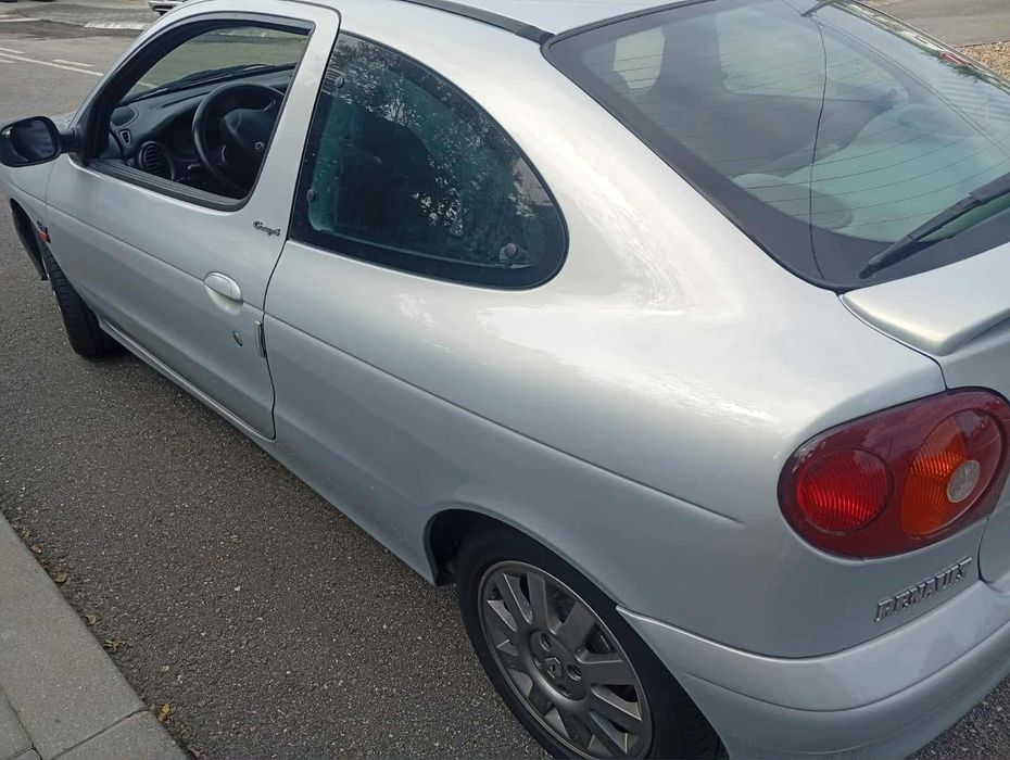 Renault megane coupe