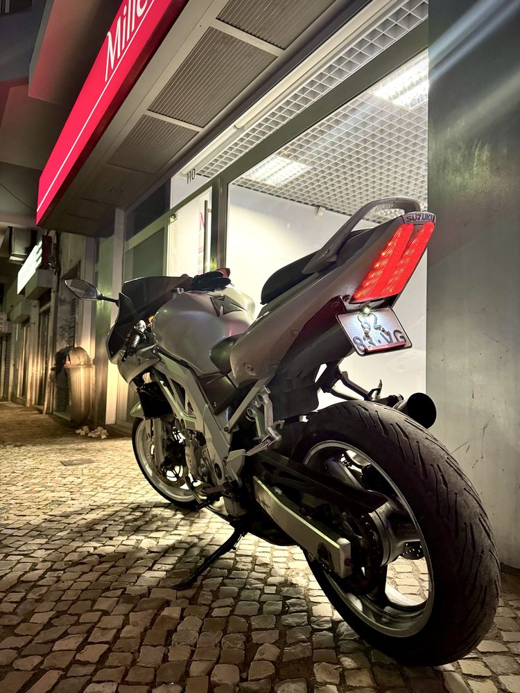 Vendo Suzuki SV650S
