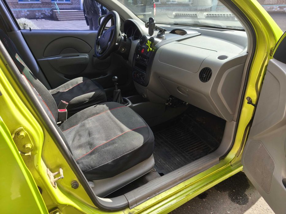 Chevrolet Aveo T200 2005 седан 1.5 бенз + ГБО вписано