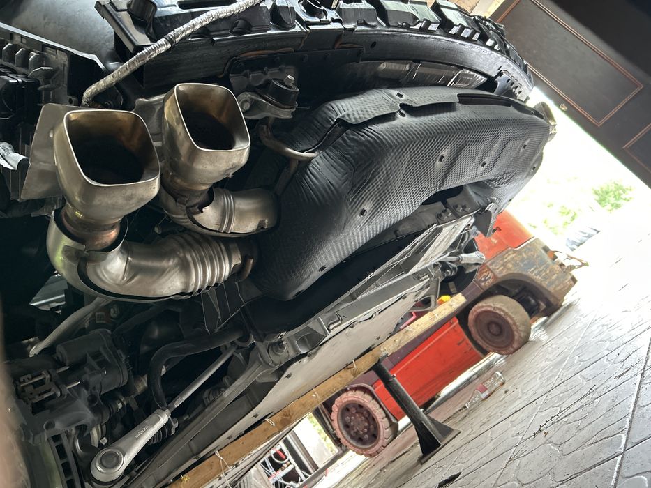 Chevrolet corvette c8 wydech tłumik układ wydechowy oryginał