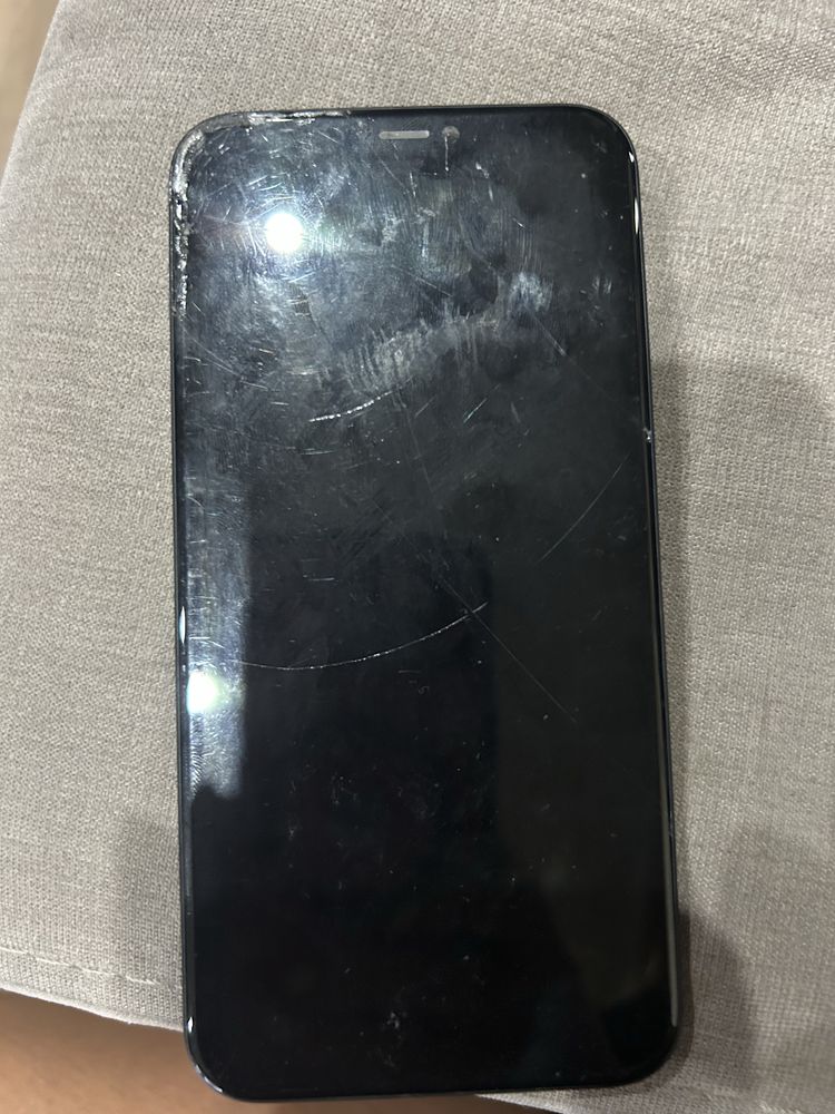 Wyswietlacz Iphone 11 - oryginalny !