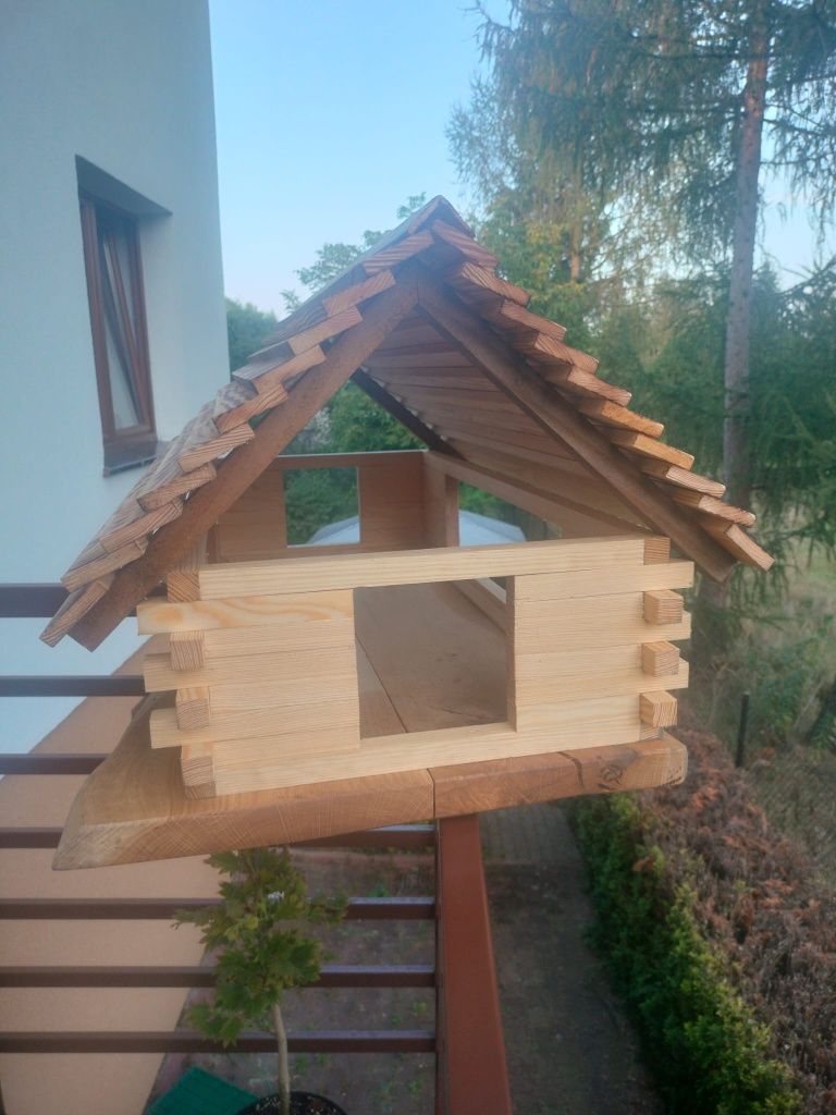 Karmnik dla Ptaków - Domek