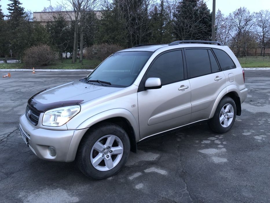 Продам Toyota RAV 4