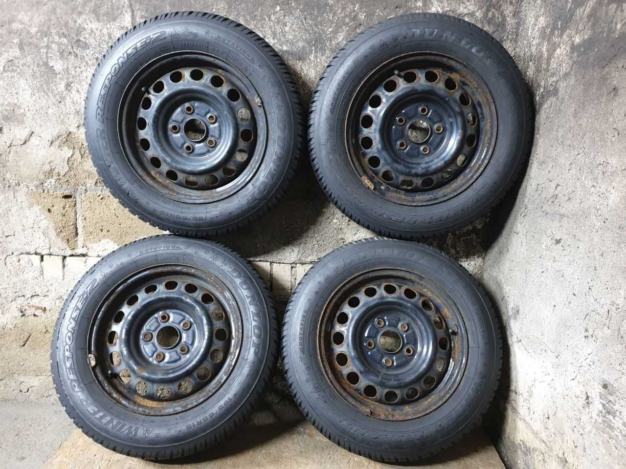 Felgi stalowe Sedici SX4 R15 5x114,3 opony zima 195/65R15 7,5mm 2020r