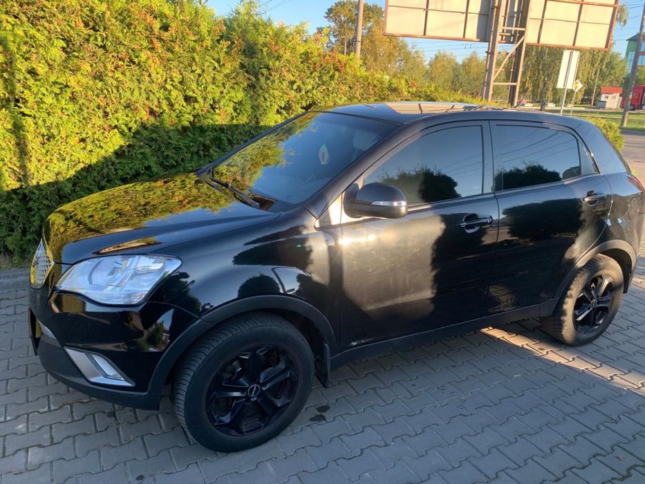 SsangYong Korado 2.0 газ/бенз 2013 рік