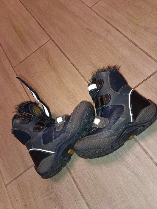 Зимове взуття, шкіряні черевики Memo