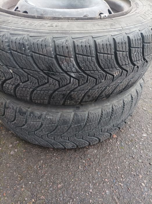 Диски з зимовою резиною R14