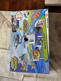 Brinquedo estaçao super wings