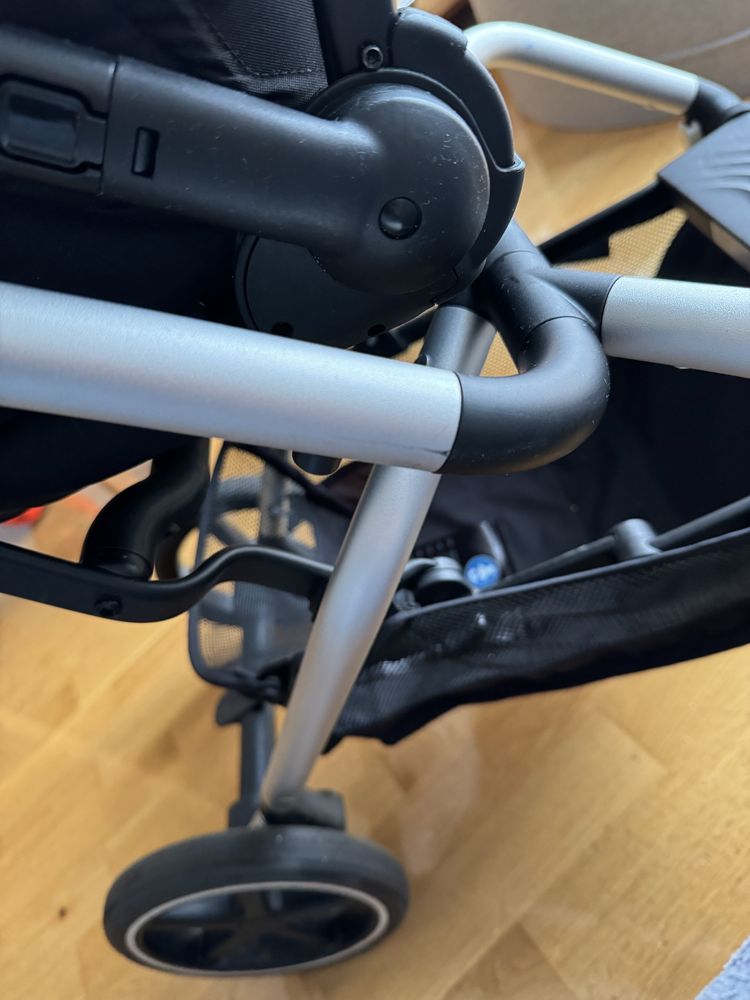 Cybex eezy s twist 2+