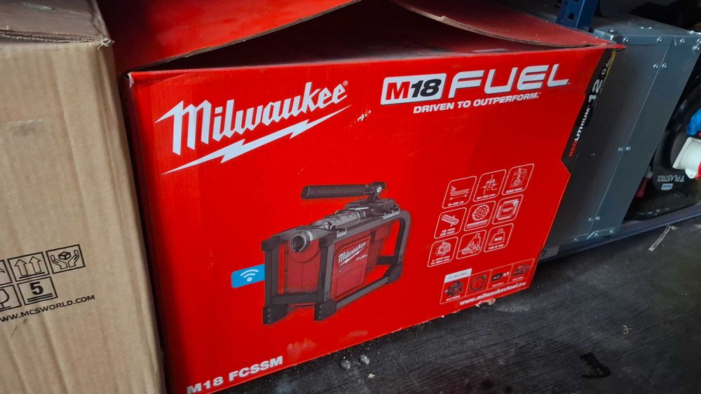 kompaktowy przepychacz Milwaukee M18FCSSM