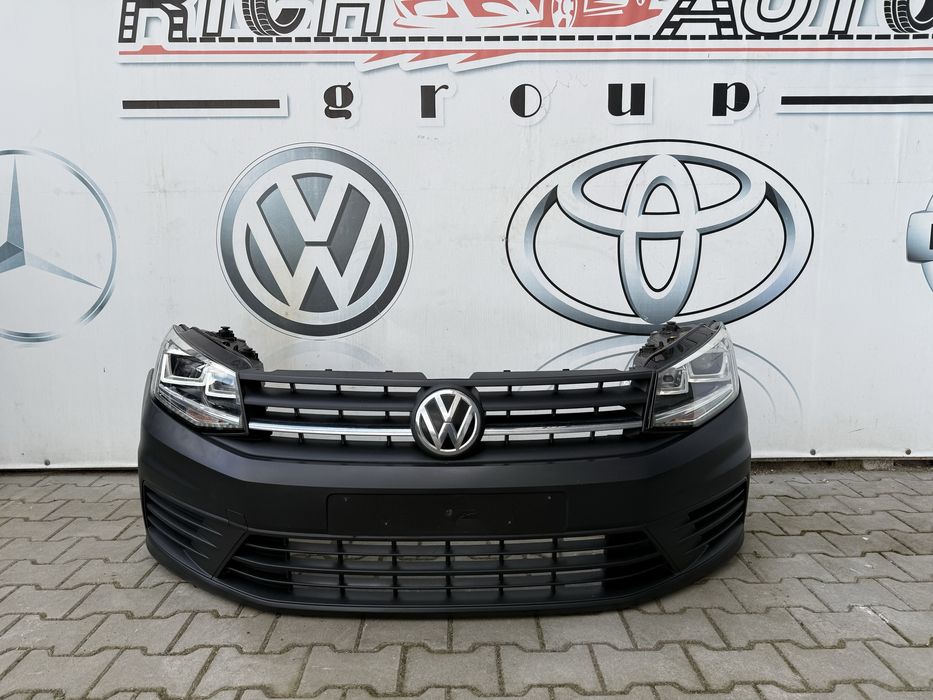 Бампер передній (фара ліхтар )VW Caddy Кадді 2K5 15-20р. шрот