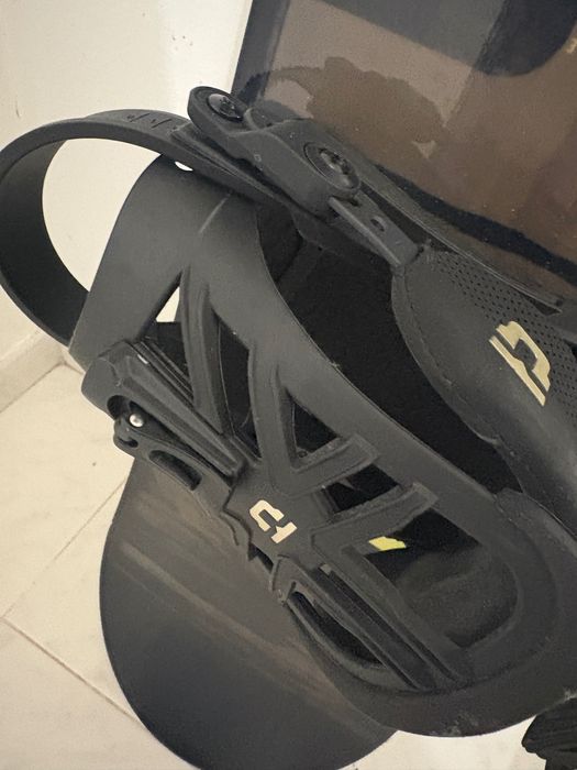 Prancha de snowboard DC FOCUS + fixações Union