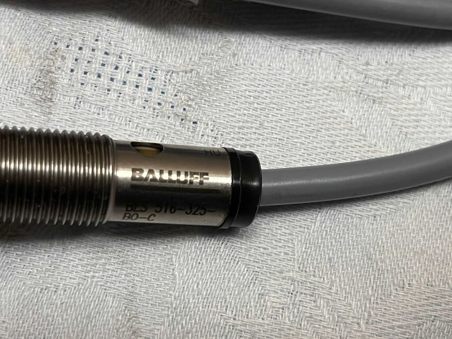 Czujnik indukcyjny / zbliżeniowy do rozdzielaczy central smarowania