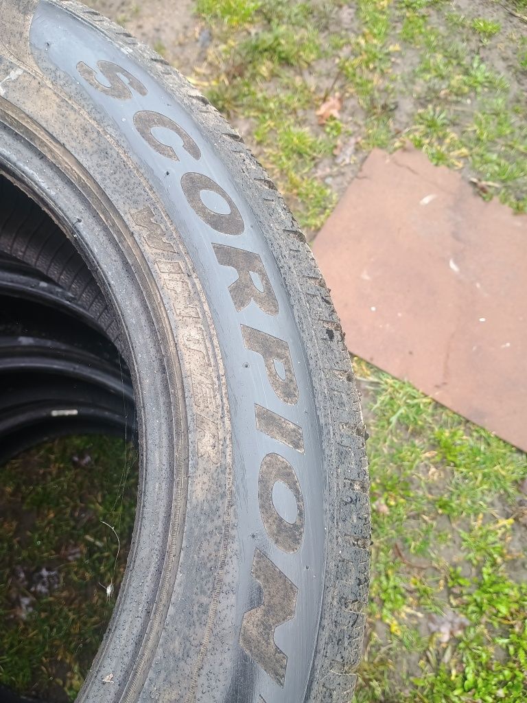 Продам резину р 18 235 55
