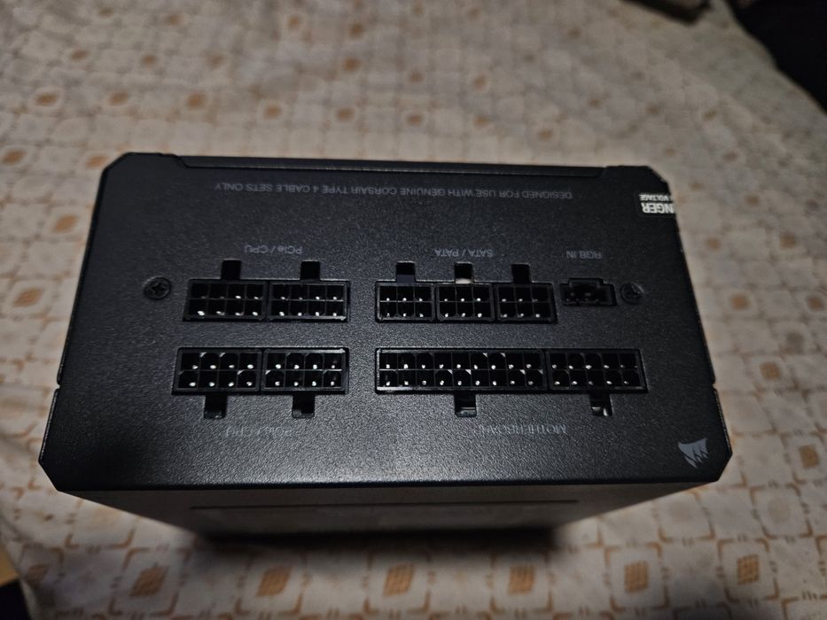 Zasilacz modularne Corsair CX650F RGB 650W 80 Plus Bronze