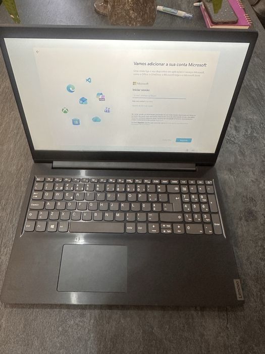 Portátil Lenovo Ideapad S145-15IWL Intel I3-8145U