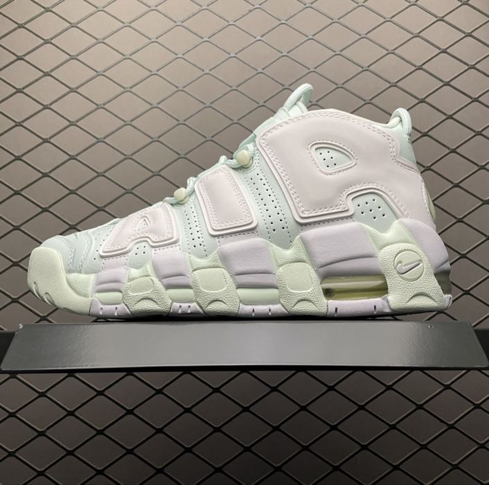 Nike air more uptempo