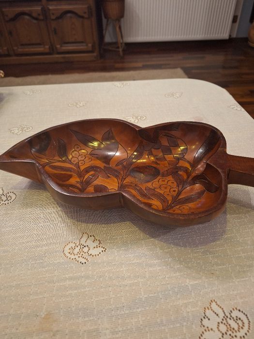 Patera drewniana w kształcie liscia z ogonkiem  31 cm+ 9cm