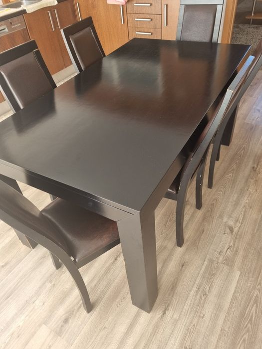 Mesa cozinha com cadeiras