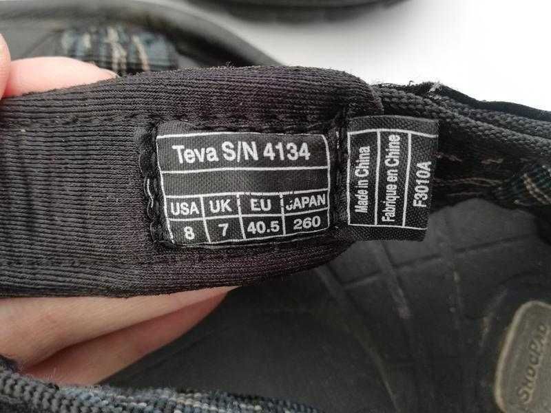 Сандалии teva 40 р.