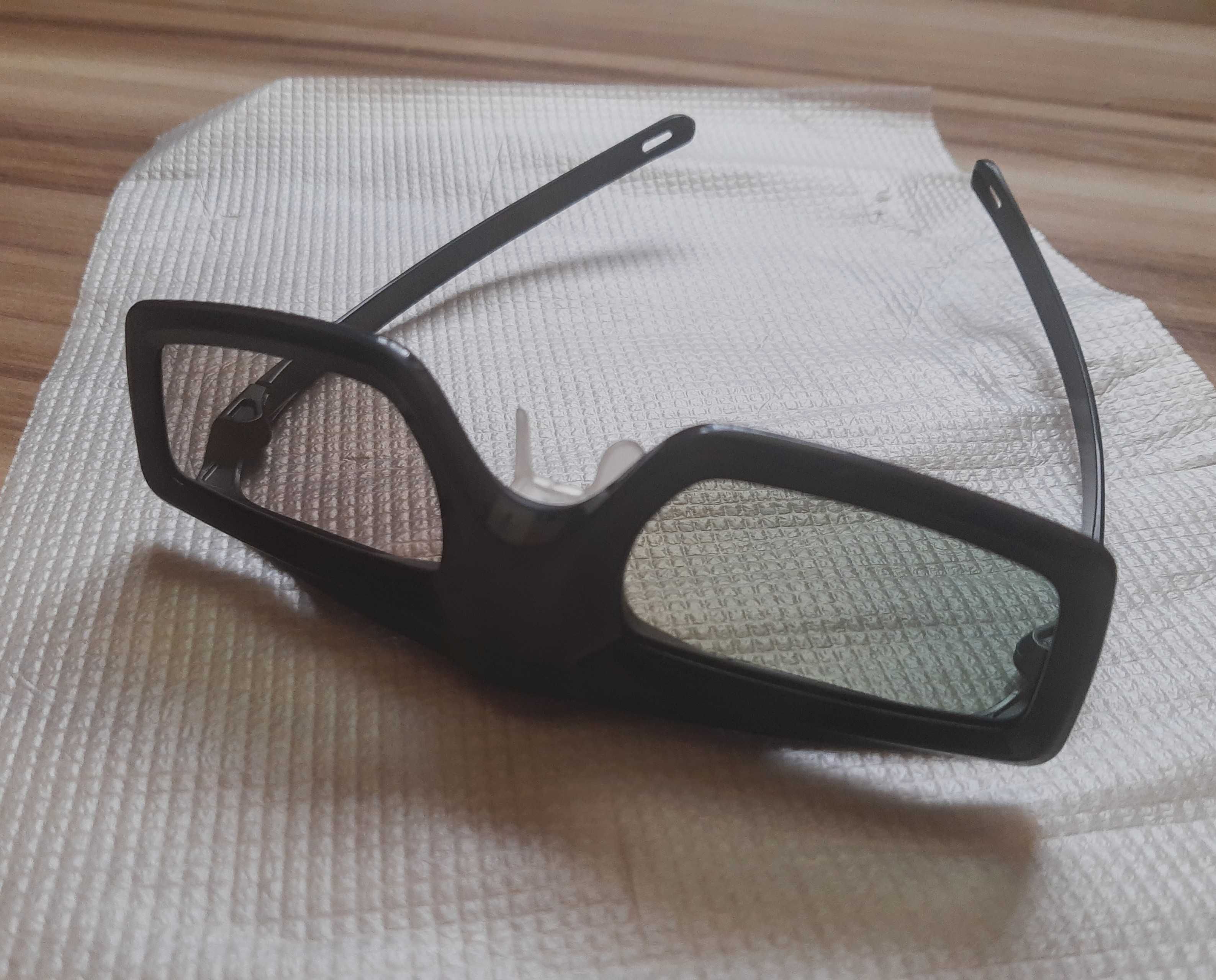 Oryginalne okulary 3D SONY, model TDG-BT500A