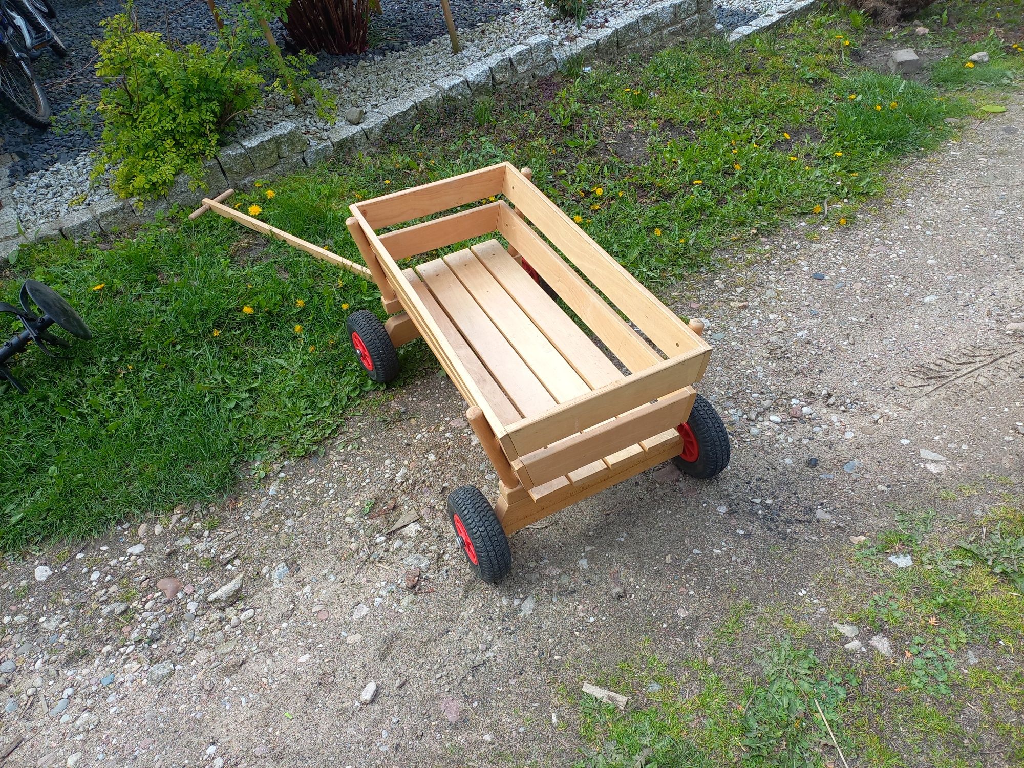 Wprzedam wózek drewniany