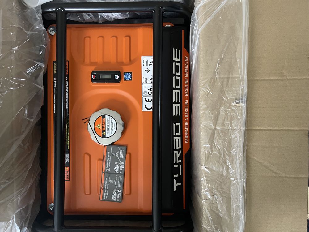 Трьохфазний Іспанський Електрогенератор TURBO 3300 E MAX POWER