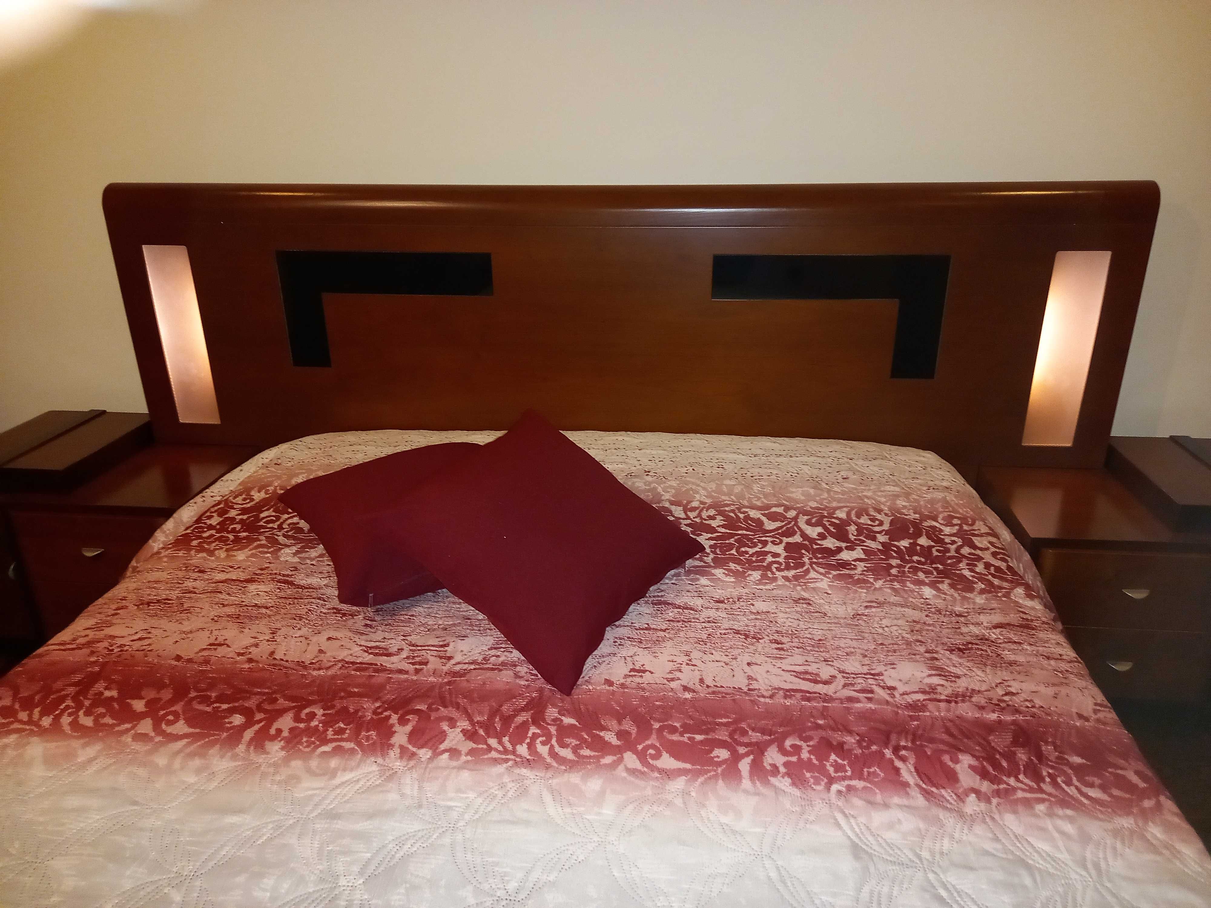 Mobilia de quarto como nova