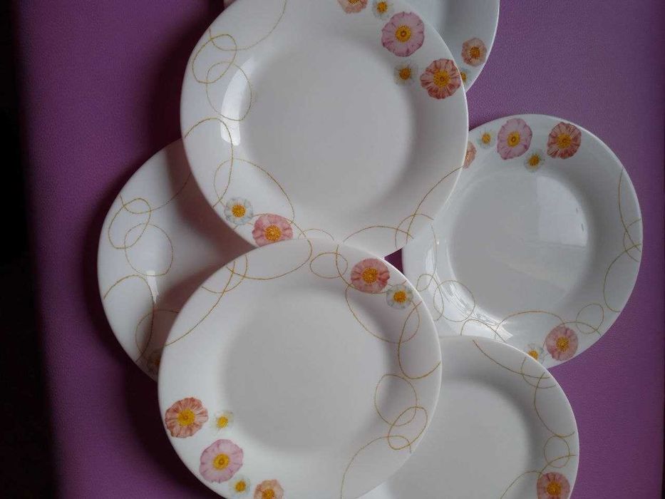 Новые тарелки обеденные, 6 шт,  23 см, стеклокерамика,  Floral Luna